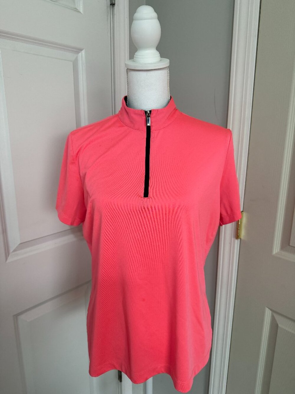 Tail Activewear Neon Coral Quarter Zip Golf Tennis Athletic Top Women's Large